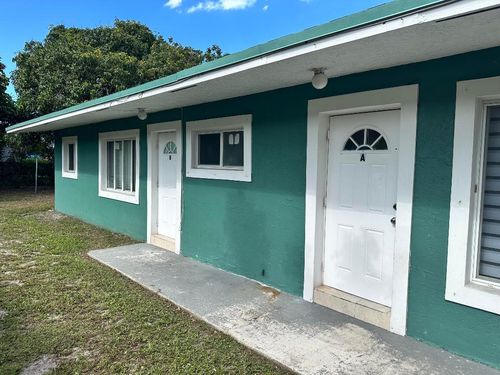 1606 Avenue K, Fort Pierce, FL, 34950-3284 | Card Image