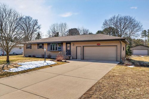 7710 Meadowlark Lane Lane, Saratoga, WI, 54494 | Card Image