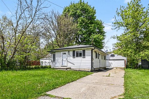 502 Carrier St, Lansing, MI, 48906-3027 | Card Image