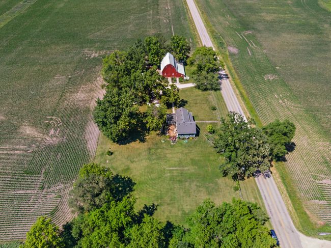 30789 5 Points Rd, House other with 3 bedrooms, 2 bathrooms and 6 parking in Kingston IL | Image 48
