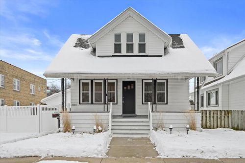 3855 E Layton Avenue, Cudahy, WI, 53110 | Card Image