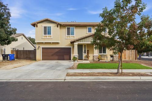 1056 Pebble Dr, Lemoore, CA, 93245-2106 | Card Image