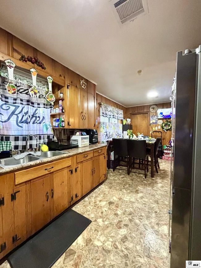 1608 S 8 Th St, House other with 3 bedrooms, 1 bathrooms and null parking in Monroe LA | Image 6