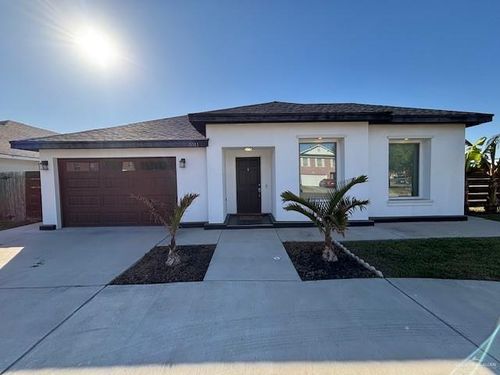 5511 N 36th Ln, McAllen, TX, 78504-5577 | Card Image