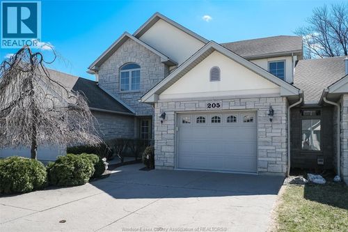205 Whisper Creek Cir, Windsor, ON, N9K1G3 | Card Image