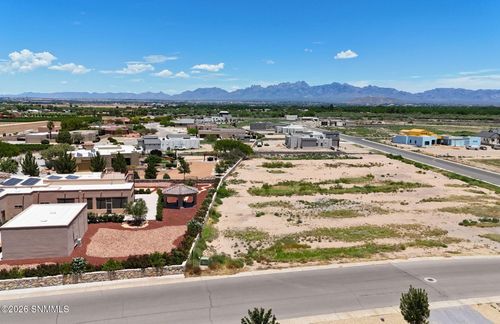 1105 Sandy Beach Rd, Las Cruces, NM, 88005-4475 | Card Image