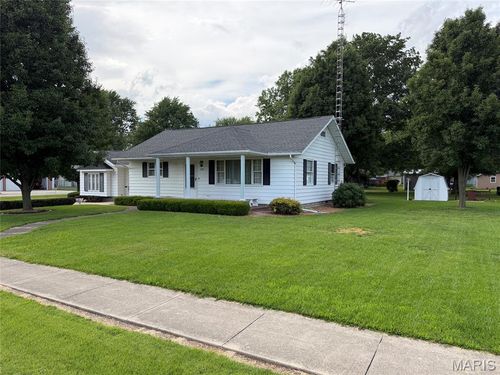 120 Madison Street, Nokomis, IL, 62075 | Card Image