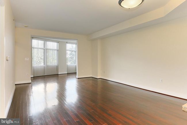 APT-302 - 8220 Crestwood Heights Dr, Condo with 1 bedrooms, 1 bathrooms and null parking in MCLEAN VA | Image 16