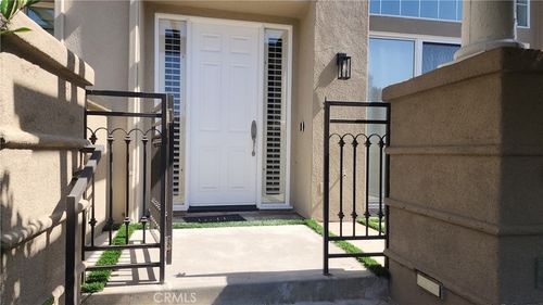 6237 Surfcove Cir, Huntington Beach, CA, 92648-7509 | Card Image
