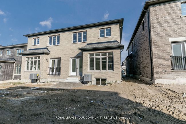 21 Daffodil Rd, House attached with 4 bedrooms, 3 bathrooms and 1 parking in Minesing ON | Image 37