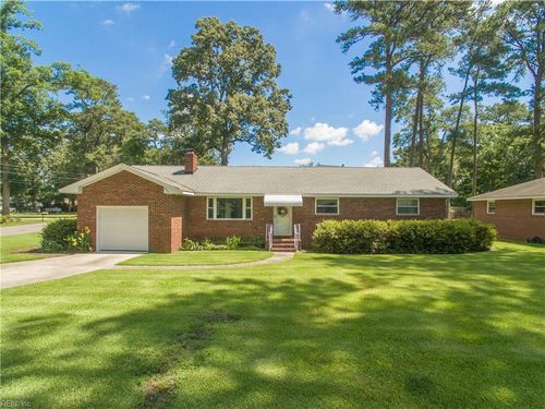 800 Pinecrest Road, Virginia Beach, VA, 23464 | Card Image