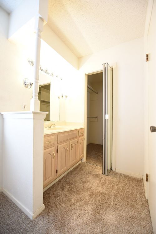 8945 Flicker Ln, Dallas, TX, 75238-3854 | Card Image