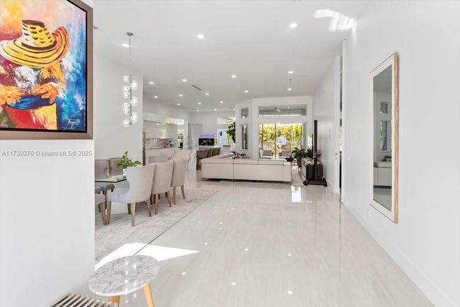 3847 Crestwood Cir, House other with 4 bedrooms, 4 bathrooms and null parking in Weston FL | Image 5
