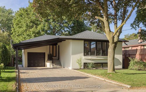 27 Hollister Rd, Etobicoke, ON, M9C4M6 | Card Image