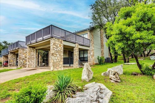 501 Highlands Blvd, Horseshoe Bay, TX, 78657-6310 | Card Image