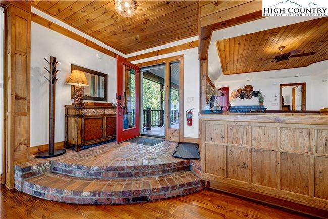 311 N Pinnacle Ridge Rd, House other with 3 bedrooms, 5 bathrooms and null parking in Beech Mountain NC | Image 10