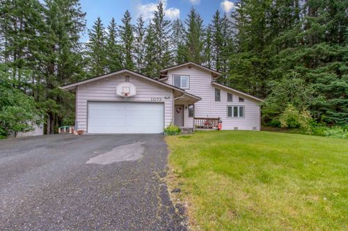 1073 Arctic Cir, Juneau, AK, 99801-8754 | Card Image