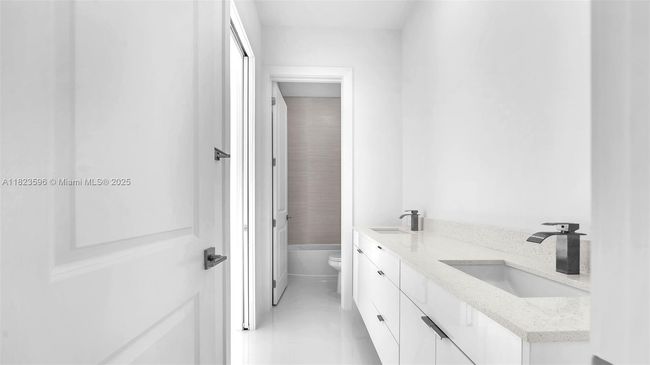 15455 Sw 232 Nd St, House other with 5 bedrooms, 4 bathrooms and null parking in Miami FL | Image 36