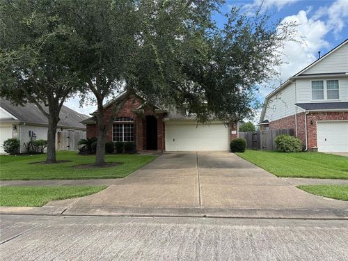 1814 High Falls Ln, Pearland, TX, 77581-5686 | Card Image