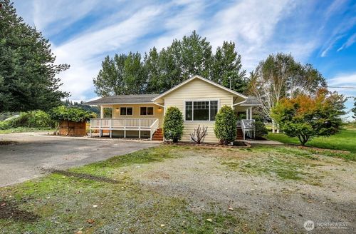 5112 Norman Road, Stanwood, WA, 98292 | Card Image
