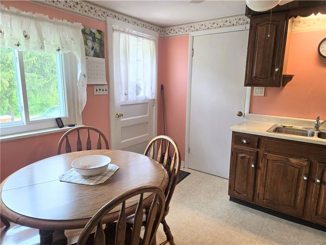 1126 Slate Point Rd, House other with 3 bedrooms, 1 bathrooms and 1 parking in Vandergrift PA | Image 11