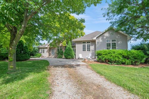 2103 Deer Haven Road, WRIGHTSTOWN, WI, 54126 | Card Image
