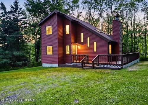 11 Meadowview Dr, LAKE ARIEL, PA, 18436 | Card Image