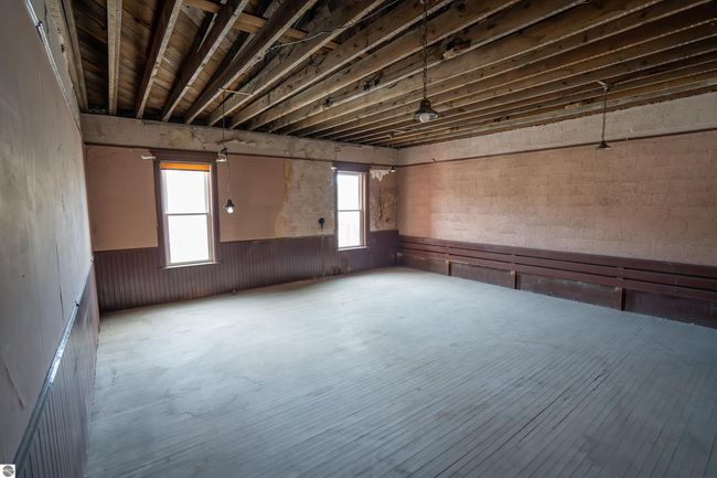 433 Main St, Home with 0 bedrooms, 0 bathrooms and null parking in Frankfort MI | Image 39