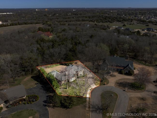 2407 Kyle Ct, House other with 3 bedrooms, 5 bathrooms and null parking in Bartlesville OK | Image 58