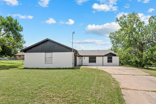 103 Park Trail Pl, Joshua, TX, 76058-6108 | Card Image