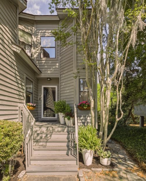 1069 Marsh Court Ln, Mount Pleasant, SC, 29464-3356 | Card Image