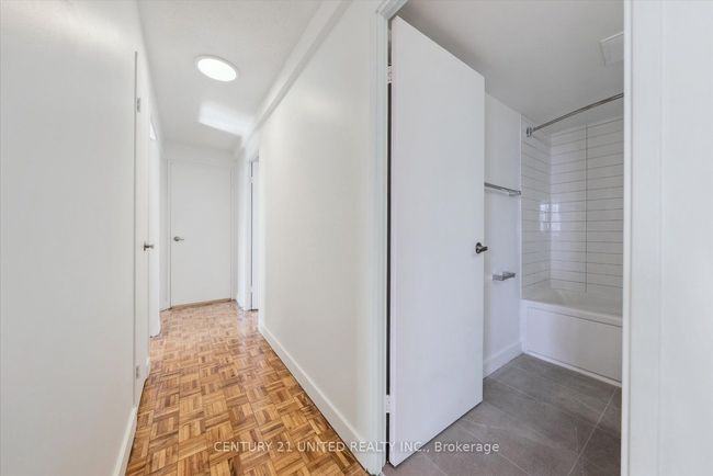 301 - 1155 Goodfellow Rd, Home with 3 bedrooms, 1 bathrooms and 1 parking in Peterborough ON | Image 16