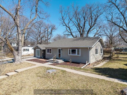 531 S 9th St, Geneva, NE, 68361-2822 | Card Image