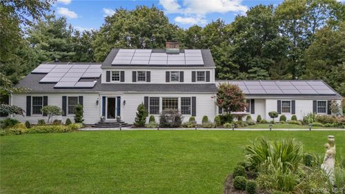 51 Bay Rd, Halesite, NY, 11743-1355 | Card Image