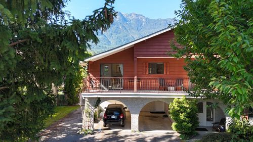 41343 Kingswood Rd, Squamish, BC, V0N0P6 | Card Image