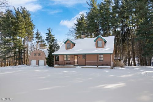 10170 Lawndell Rd Sw, Navarre, OH, 44662-9497 | Card Image