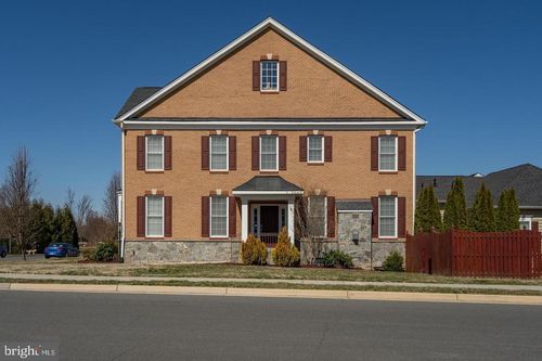 23056 Sunbury St, Ashburn, VA, 20148-6817 | Card Image