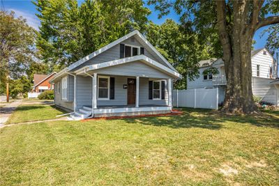 510 W Clinton Avenue, House other with 3 bedrooms, 2 bathrooms and null parking in Effingham IL | Image 2