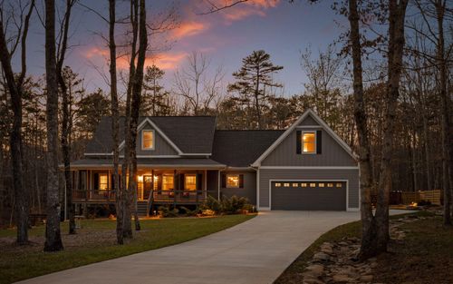 2821 Clear Brooks Dr, Signal Mountain, TN, 37377-7540 | Card Image