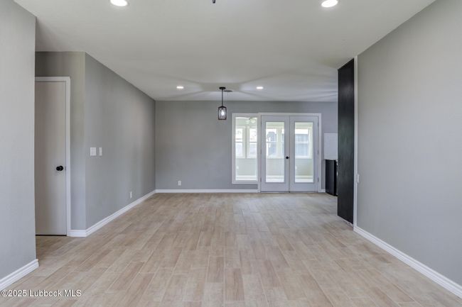 2803 W 18 Th St, House other with 3 bedrooms, 2 bathrooms and null parking in Plainview TX | Image 8