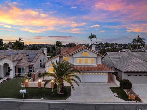 3760 Southridge Way, Oceanside, CA, 92056-5428 | Card Image