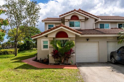7532-7532 Pinewalk Dr S, Margate, FL, 33063-8120 | Card Image