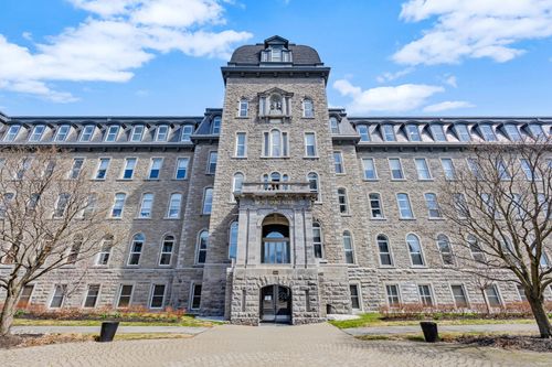 103-230 Rue Sherbrooke E., Montréal (Ville-Marie), QC, H2X1E1 | Card Image