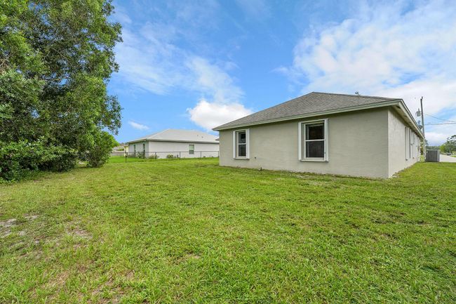 3601 Sw Europe Street, House other with 5 bedrooms, 3 bathrooms and null parking in Port St Lucie FL | Image 42