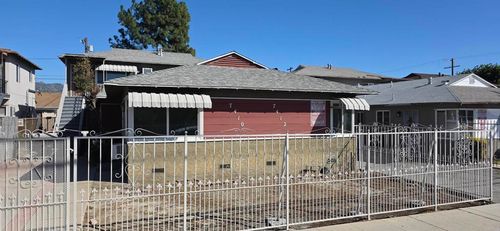 7410 Vineland Ave, Sun Valley, CA, 91352-4835 | Card Image