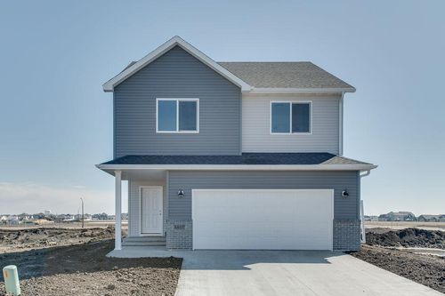 6860 32nd Street S, Fargo, ND, 58104 | Card Image