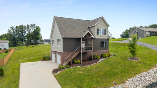 155 Surrey Ln Ne, Cleveland, TN, 37312-6782 | Card Image