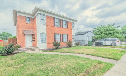 a-2319 Rosewood St, Houston, TX, 77004-5256 | Card Image