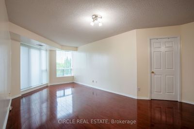 510 - 190 Manitoba St, Condo with 2 bedrooms, 2 bathrooms and 1 parking in Etobicoke ON | Image 3