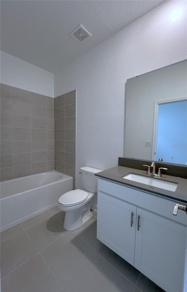 4048 Redbridge Loop, House other with 4 bedrooms, 3 bathrooms and null parking in DAVENPORT FL | Image 24